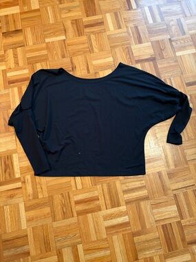 Zyia Black Dolman Sleeve Women’s Top